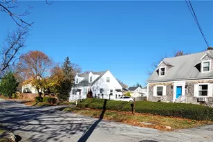 27 Frederick St, Warwick, RI 02888 - Photo 37