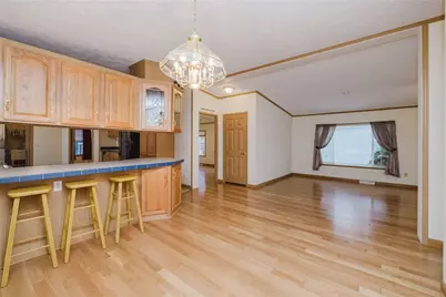 18 Mockingbird Lane, Tiverton, RI 02878 - Photo 9