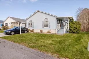 18 Mockingbird Ln, Tiverton, RI 02878 - Photo 3