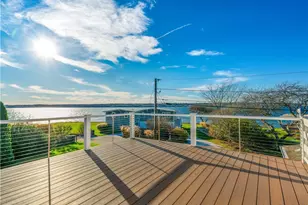 121 Driftwood Dr, Tiverton, RI 02878 - Photo 3