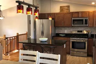 70 Mohawk St, Cumberland, RI 02864 - Photo 11