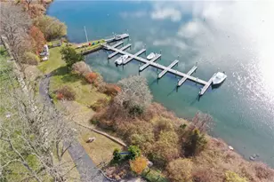 19 W Spruce St, Charlestown, RI 02813 - Photo 13