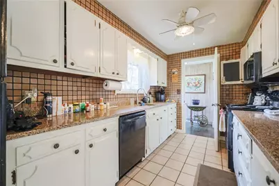 19 West Spruce Street, Charlestown, RI 02813 - Photo 17