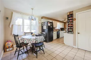 19 W Spruce St, Charlestown, RI 02813 - Photo 23