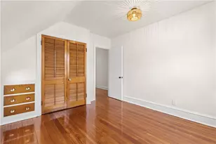 274 Montgomery Ave, Cranston, RI 02905 - Photo 17