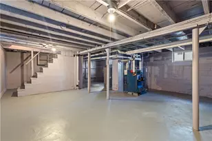 274 Montgomery Ave, Cranston, RI 02905 - Photo 21