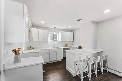 10 Woburn Street, Cranston, RI 02910 - Photo 7