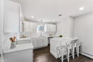 10 Woburn St, Cranston, RI 02910 - Photo 7