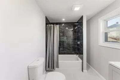 10 Woburn Street, Cranston, RI 02910 - Photo 11