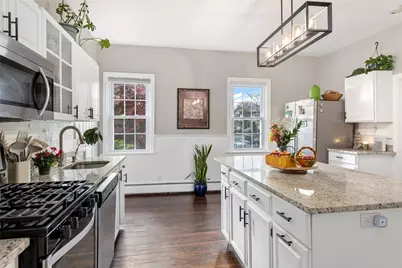 38 Collins Street, Bristol, RI 02809 - Photo 21