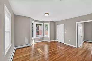 55 Warren St, Providence, RI 02907 - Photo 3