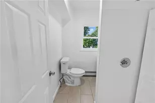 55 Warren St, Providence, RI 02907 - Photo 17