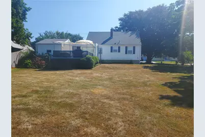 139 Coggeshall Avenue, Newport, RI 02840 - Photo 49