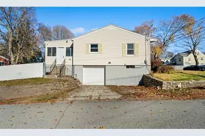 318 Princess Avenue, Cranston, RI 02920 - Photo 23
