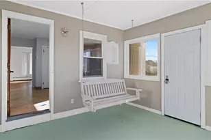 318 Princess Ave, Cranston, RI 02920 - Photo 13