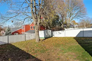 318 Princess Ave, Cranston, RI 02920 - Photo 21