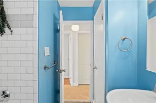 318 Princess Ave, Cranston, RI 02920 - Photo 15