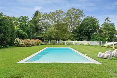 124 Harrison Avenue, Newport, RI 02840 - Photo 27