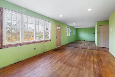 105 Borden Road, Tiverton, RI 02878 - Photo 3