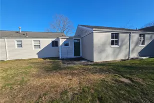 7 Rutherford Ct, Warwick, RI 02886 - Photo 21