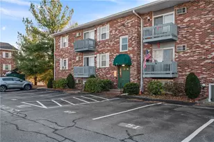 200 Manville Hill Rd, Cumberland, RI 02864 - Photo 19