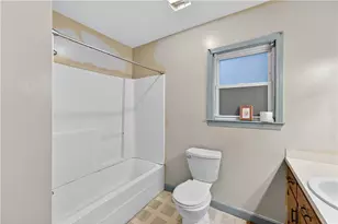 93 Parker St, Attleboro, MA 02703 - Photo 17