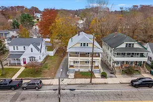 604 Providence St, Woonsocket, RI 02895 - Photo 3