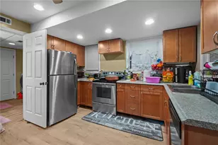 38 Pender Ave, Warwick, RI 02889 - Photo 15