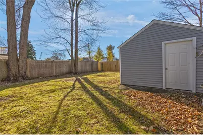 19 Curtis Street, Warwick, RI 02889 - Photo 9