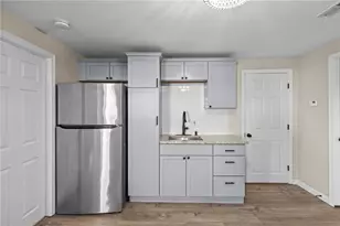 19 Curtis St, Warwick, RI 02889 - Photo 15