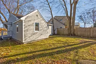 19 Curtis St, Warwick, RI 02889 - Photo 3
