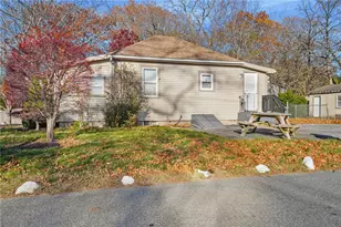 86 Glen Dr, Warwick, RI 02889 - Photo 9