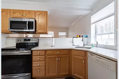 95 Rowley Street, Providence, RI 02908 - Photo 11