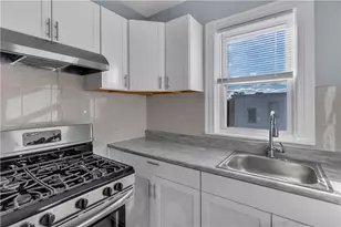 78 Old Oak Ave, Cranston, RI 02920 - Photo 5