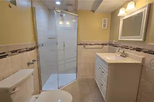 7 Eliza St, Providence, RI 02909 - Photo 19