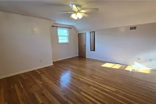 7 Eliza St, Providence, RI 02909 - Photo 13