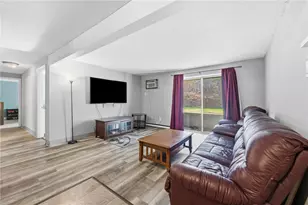 129 Quaker Hwy, Uxbridge, MA 01569 - Photo 11