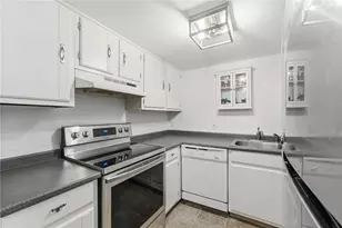 129 Quaker Hwy, Uxbridge, MA 01569 - Photo 17