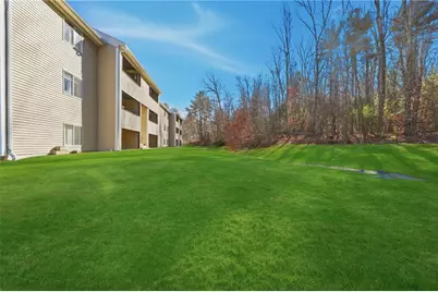 129 Quaker Highway #6, Uxbridge, MA 01569 - Photo 5