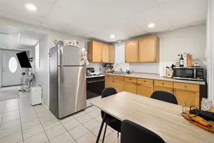 156 Yeoman Ave, Cranston, RI 02920 - Photo 23