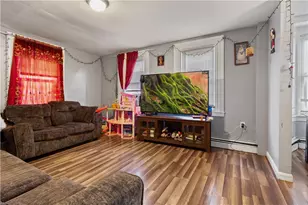 18 Winsor St, Providence, RI 02908 - Photo 5