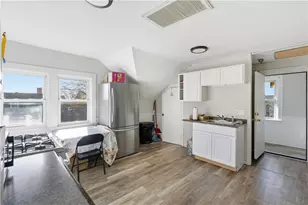 40 Covell St, Providence, RI 02909 - Photo 19