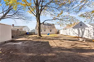 308 Rhode Island Ave, Pawtucket, RI 02860 - Photo 33