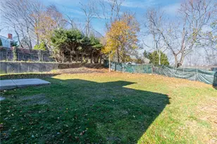 97 Woodland St, Lincoln, RI 02865 - Photo 21