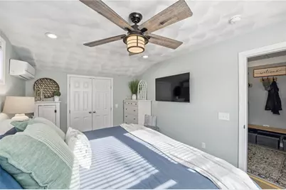 107 Glenwood Drive, Warwick, RI 02889 - Photo 13