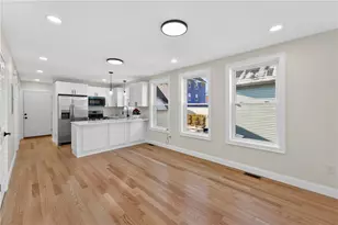 136 Houston St, Providence, RI 02905 - Photo 3