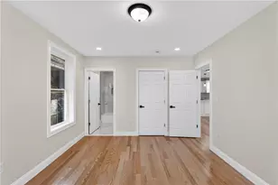 136 Houston St, Providence, RI 02905 - Photo 9