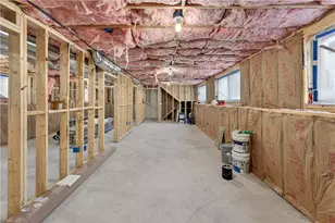 136 Houston St, Providence, RI 02905 - Photo 29