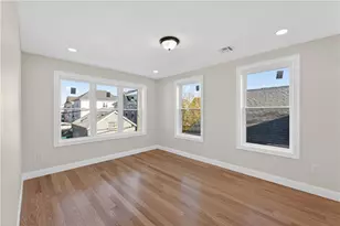 136 Houston St, Providence, RI 02905 - Photo 21