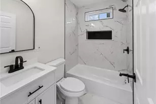 136 Houston St, Providence, RI 02905 - Photo 15